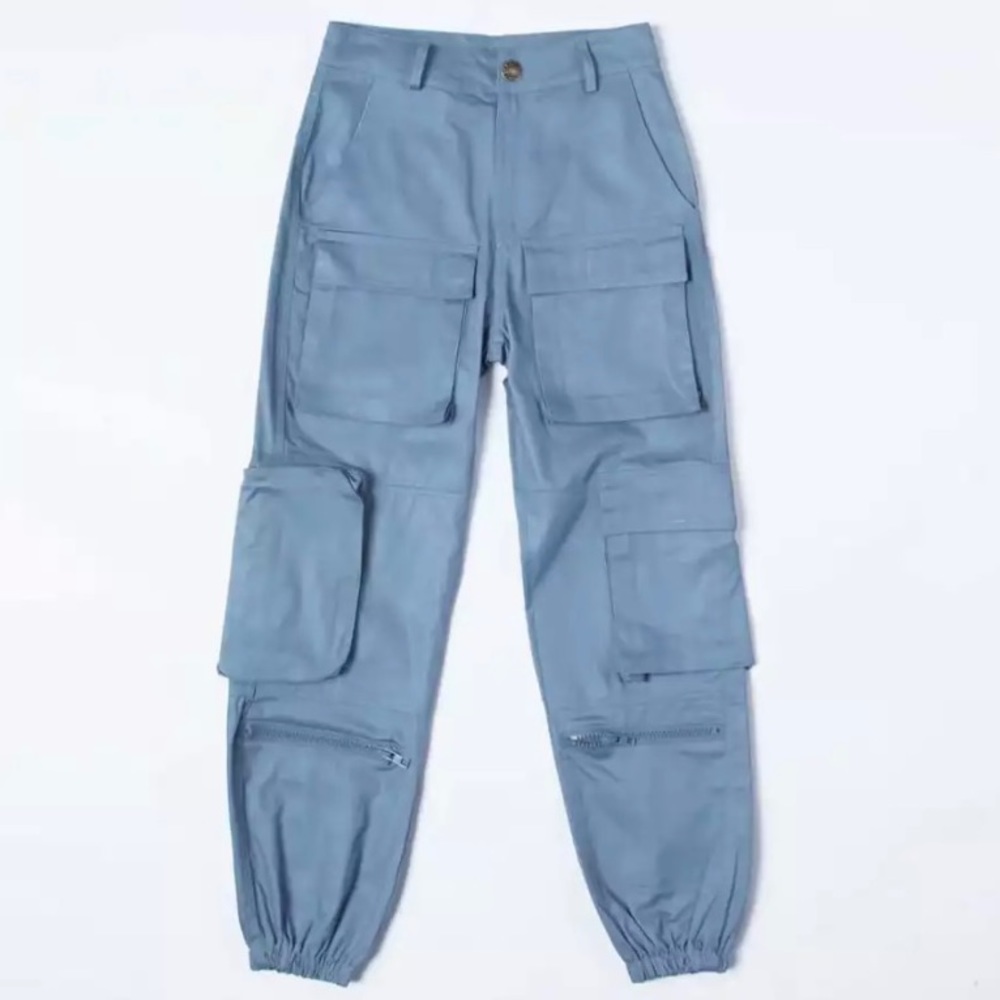 💙💙Blue Cargos💙💙 - Picture 2 of 2